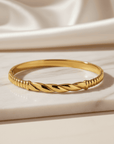 Bose Gold Cuff Seebora