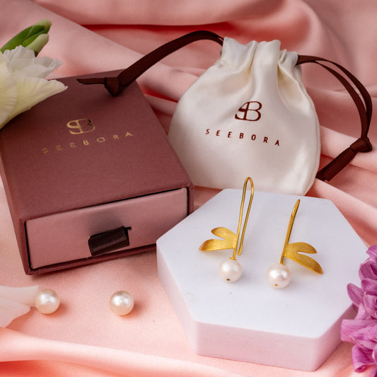 The Pearl Flutter Earrings