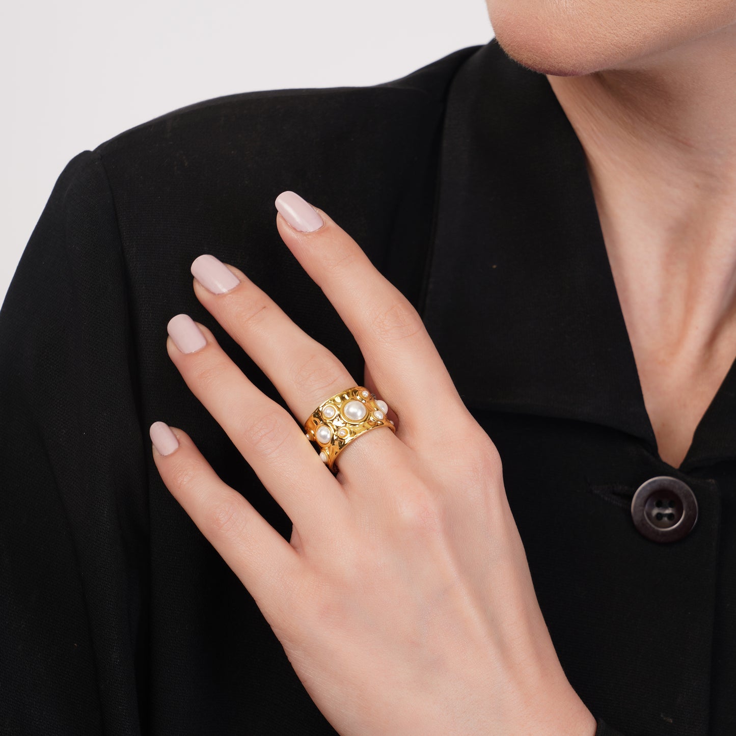 Scattered Pearl Ring