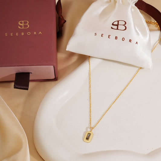 The Oblong Labradorite Necklace