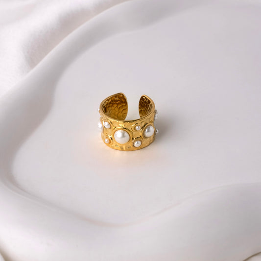 Scattered Pearl Ring