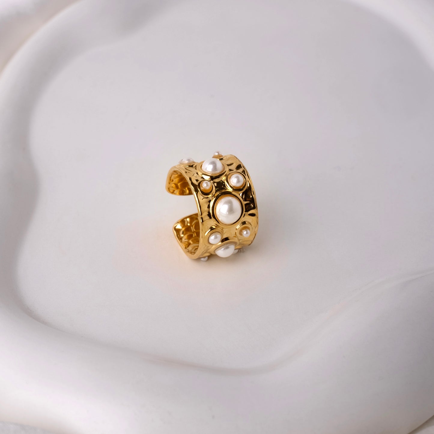 Scattered Pearl Ring