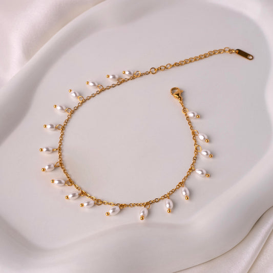 Opulent Pearl Chain Bracelet