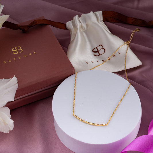 The Curved Brilliance Necklace