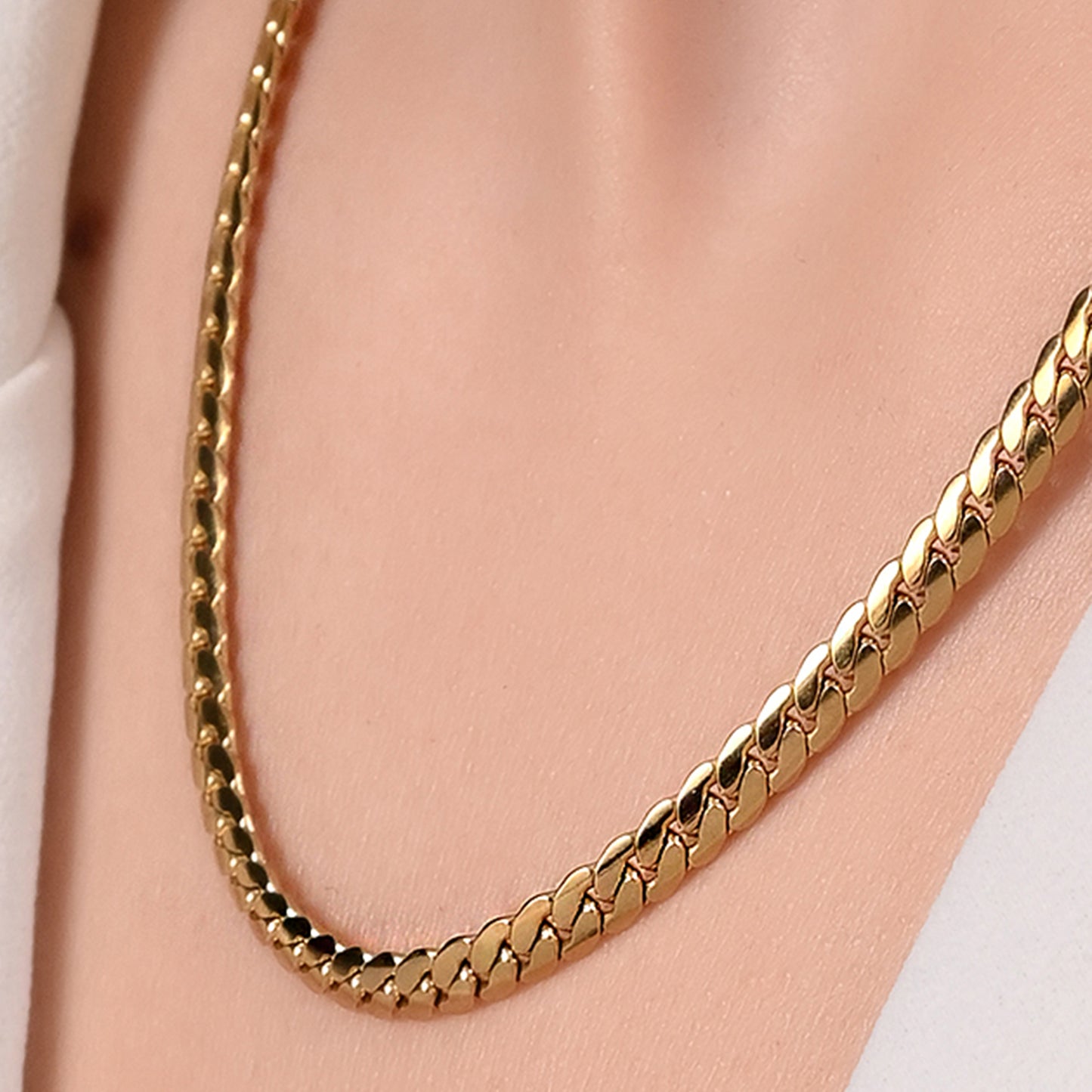 Golden Whisper Link Necklace