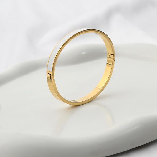 Pure Radiance Bracelet