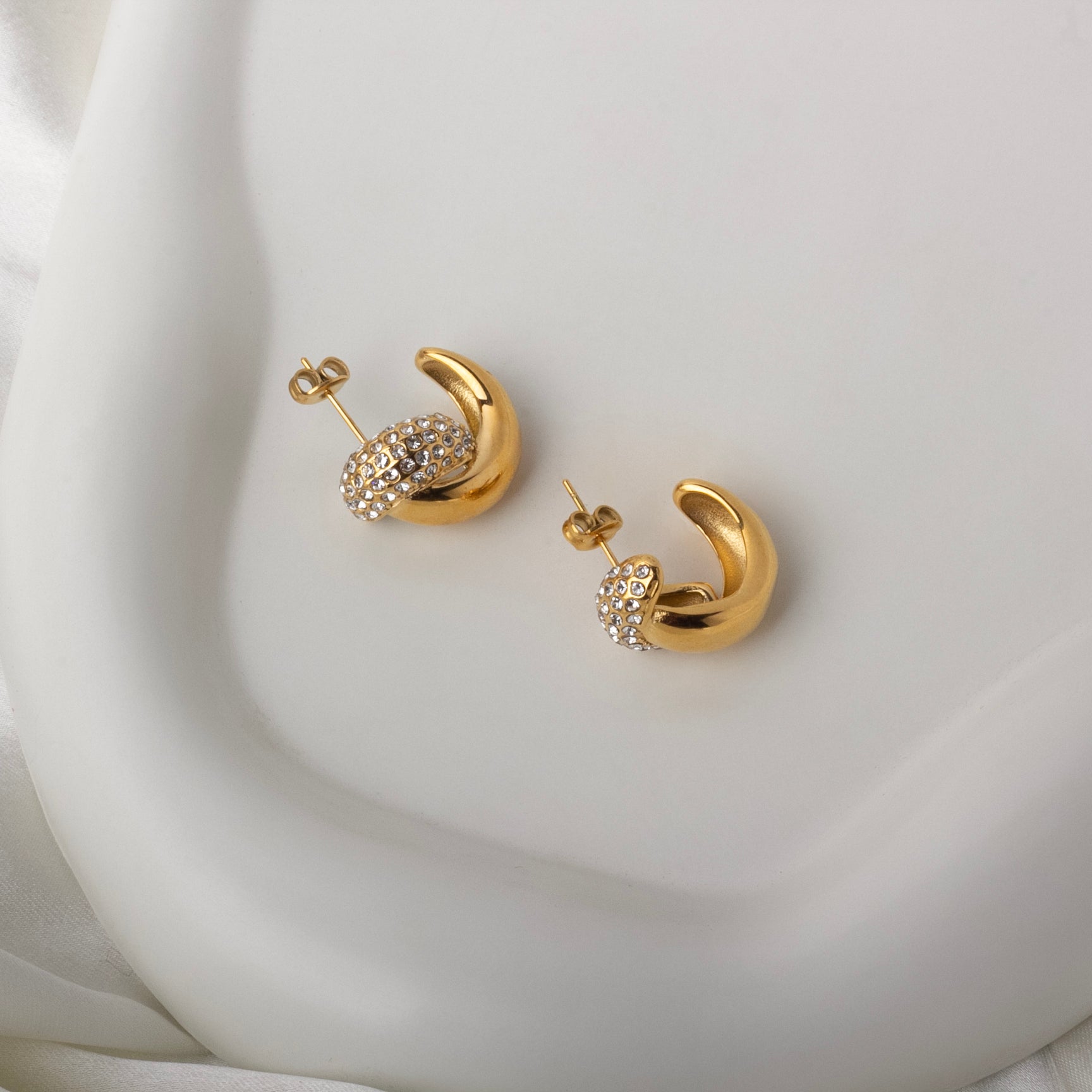 Golden Glimmer Drops