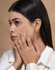 Trella Half Hoops Seebora