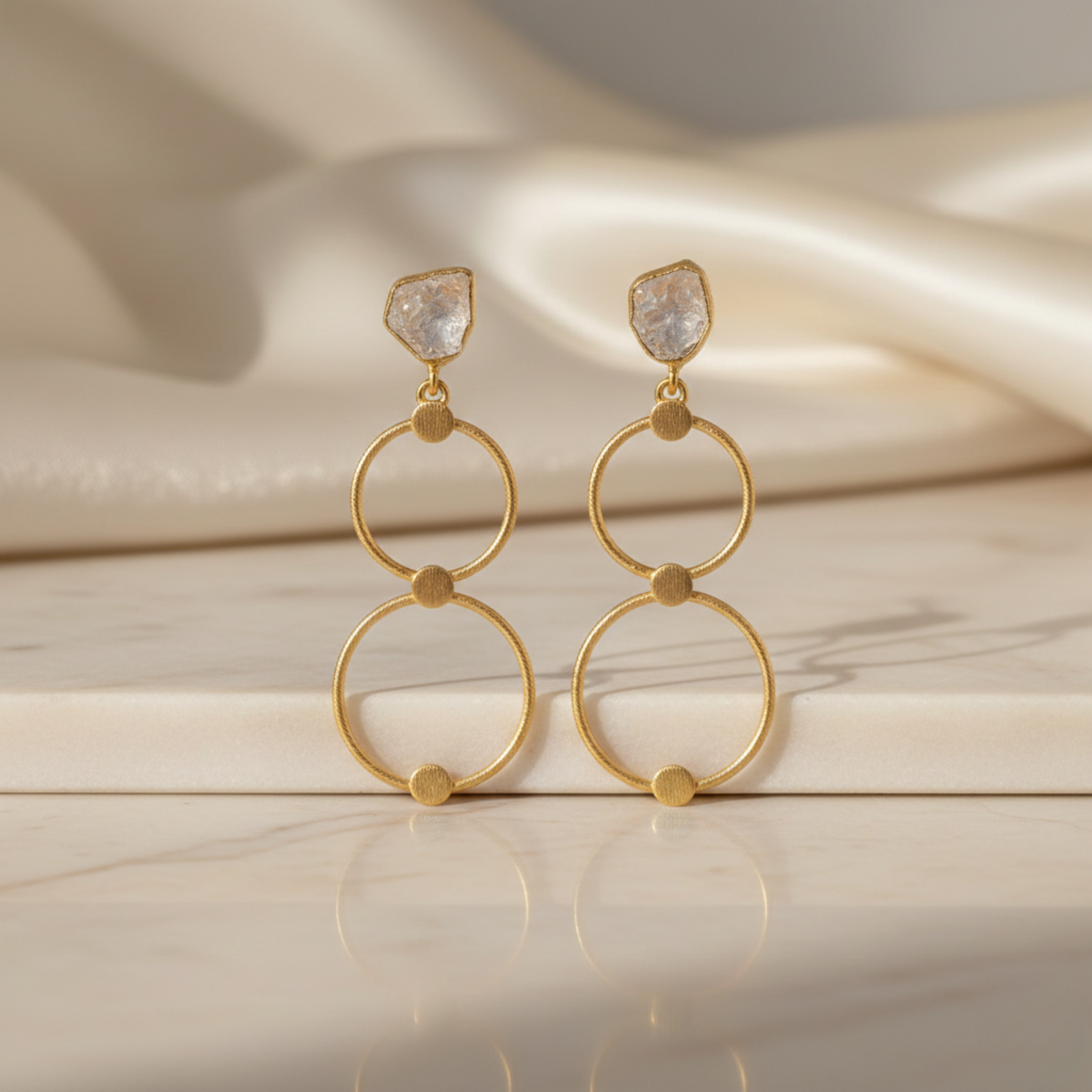 The Round Chain Link Crystal Earrings