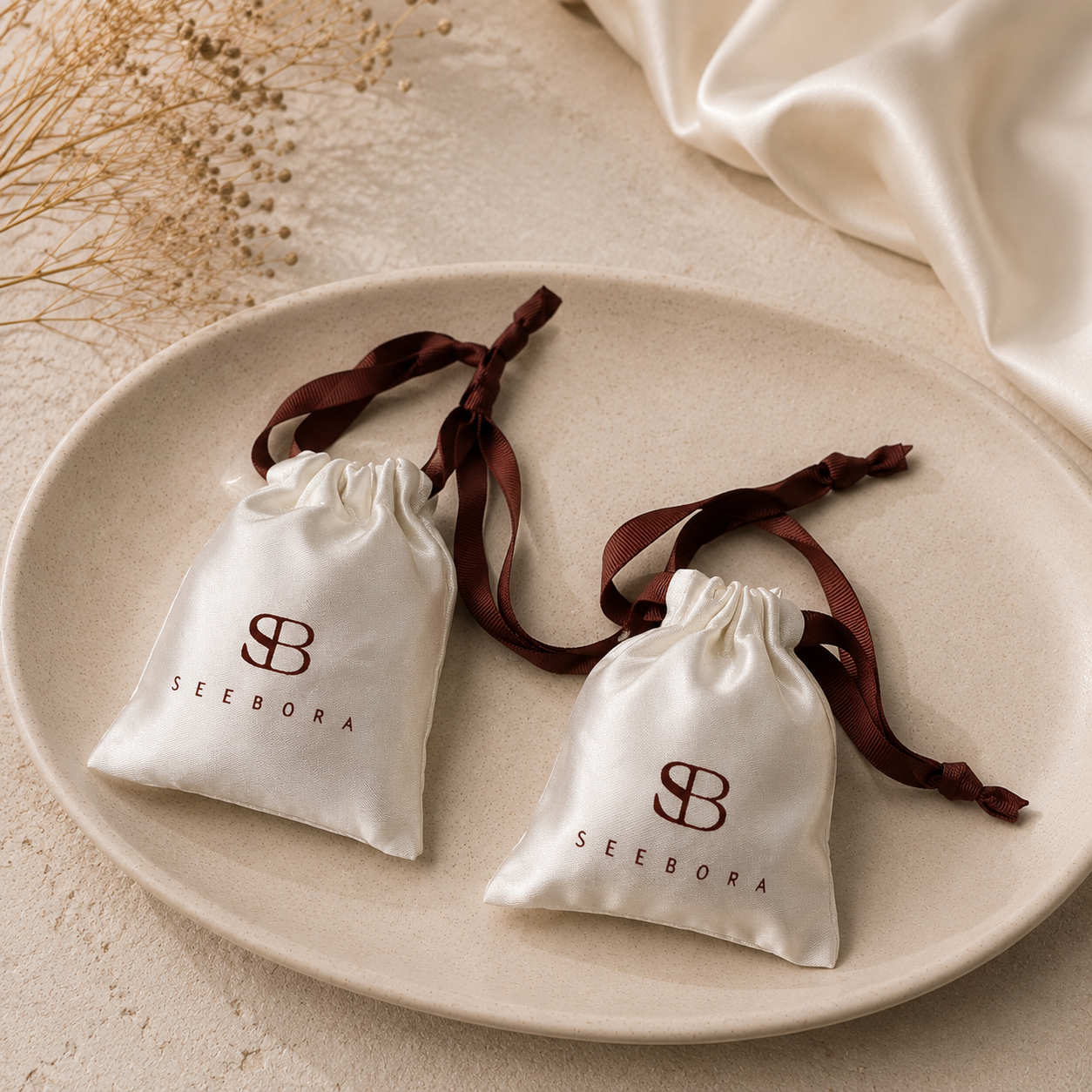Seebora Rakhi Hamper – Luxury Gift Set with Jewellery, Rakhis & Gourmet Treats