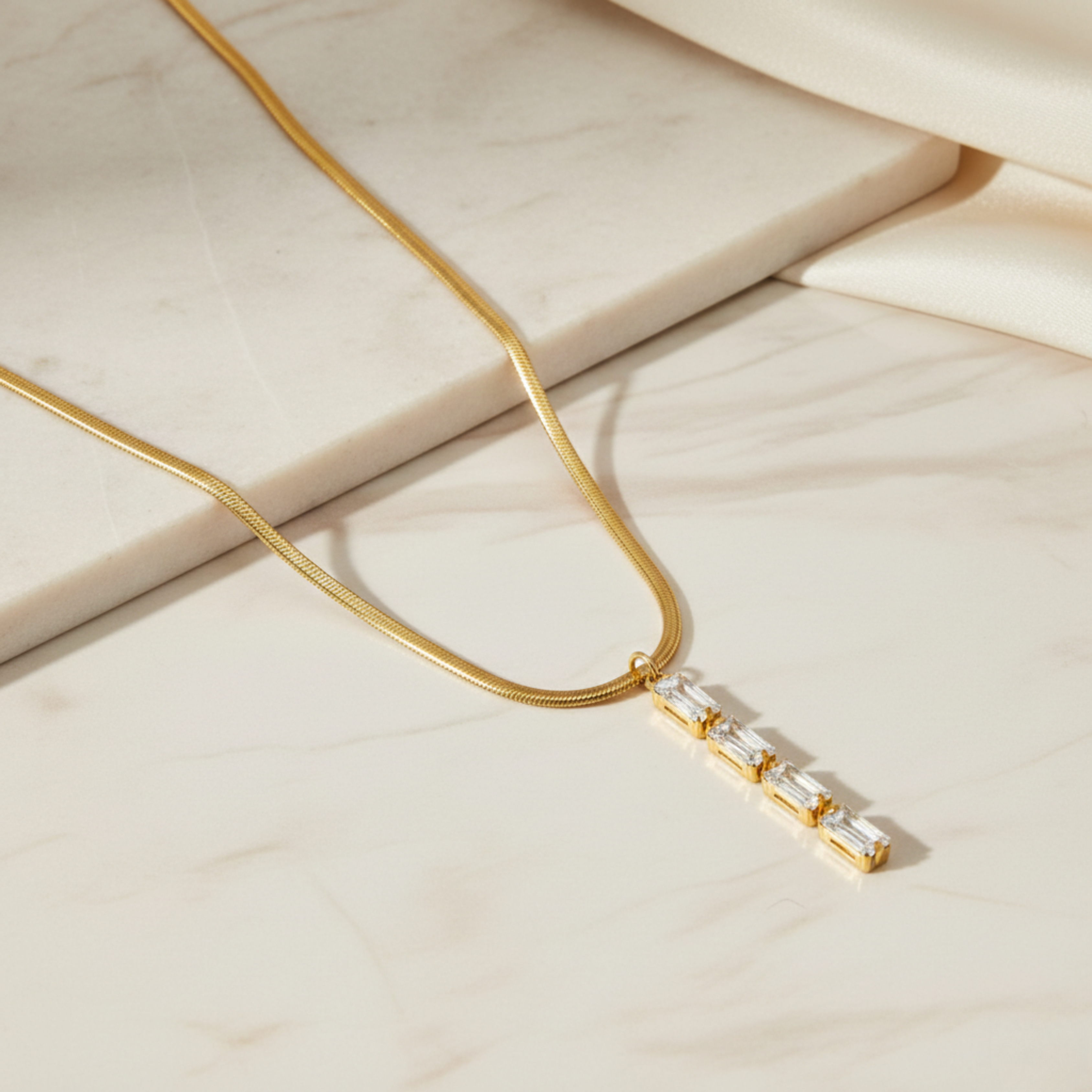 Diamond Luxe Bar Pendant