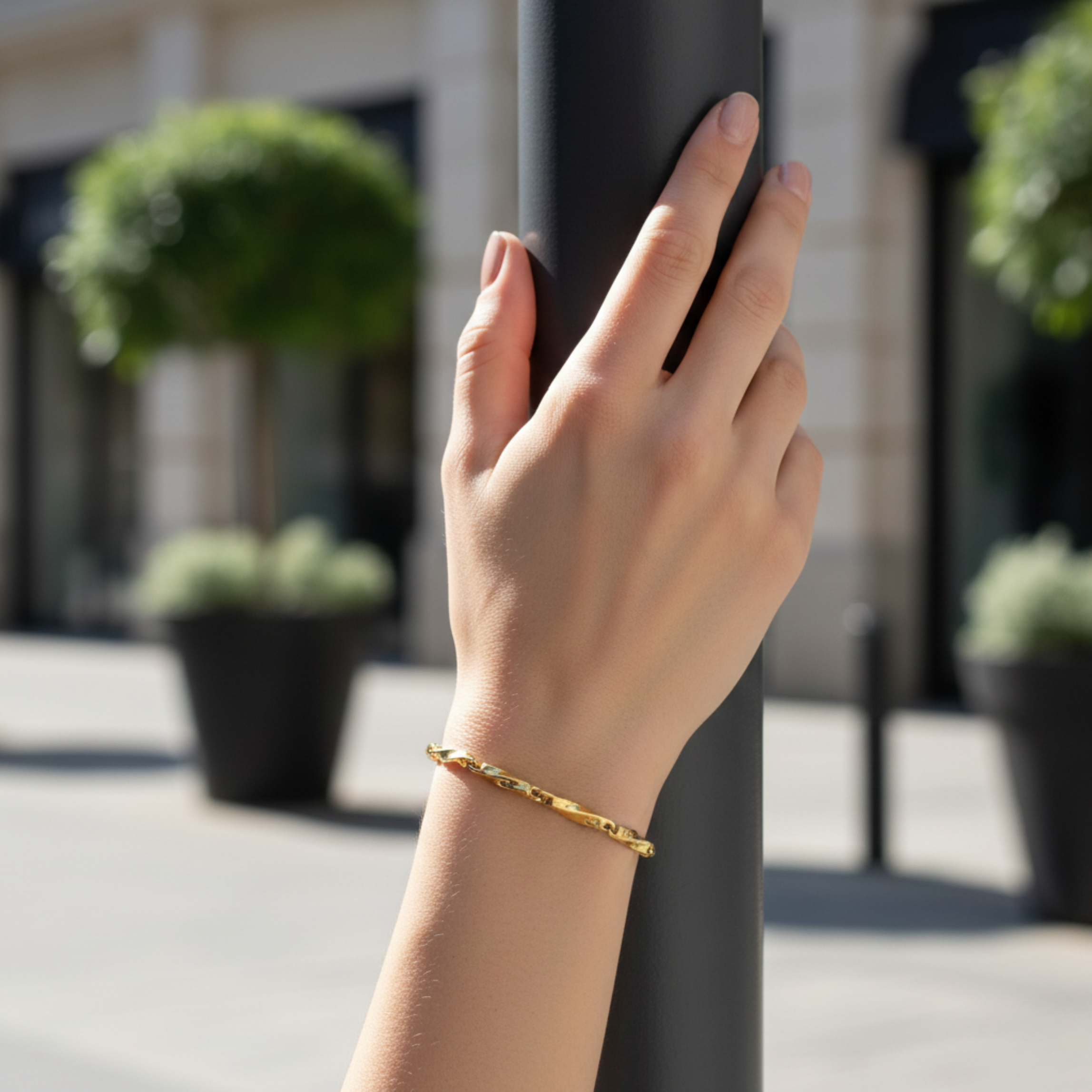 Twisted Gold Link Bracelet