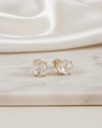 Cala White Pendant Set Seebora