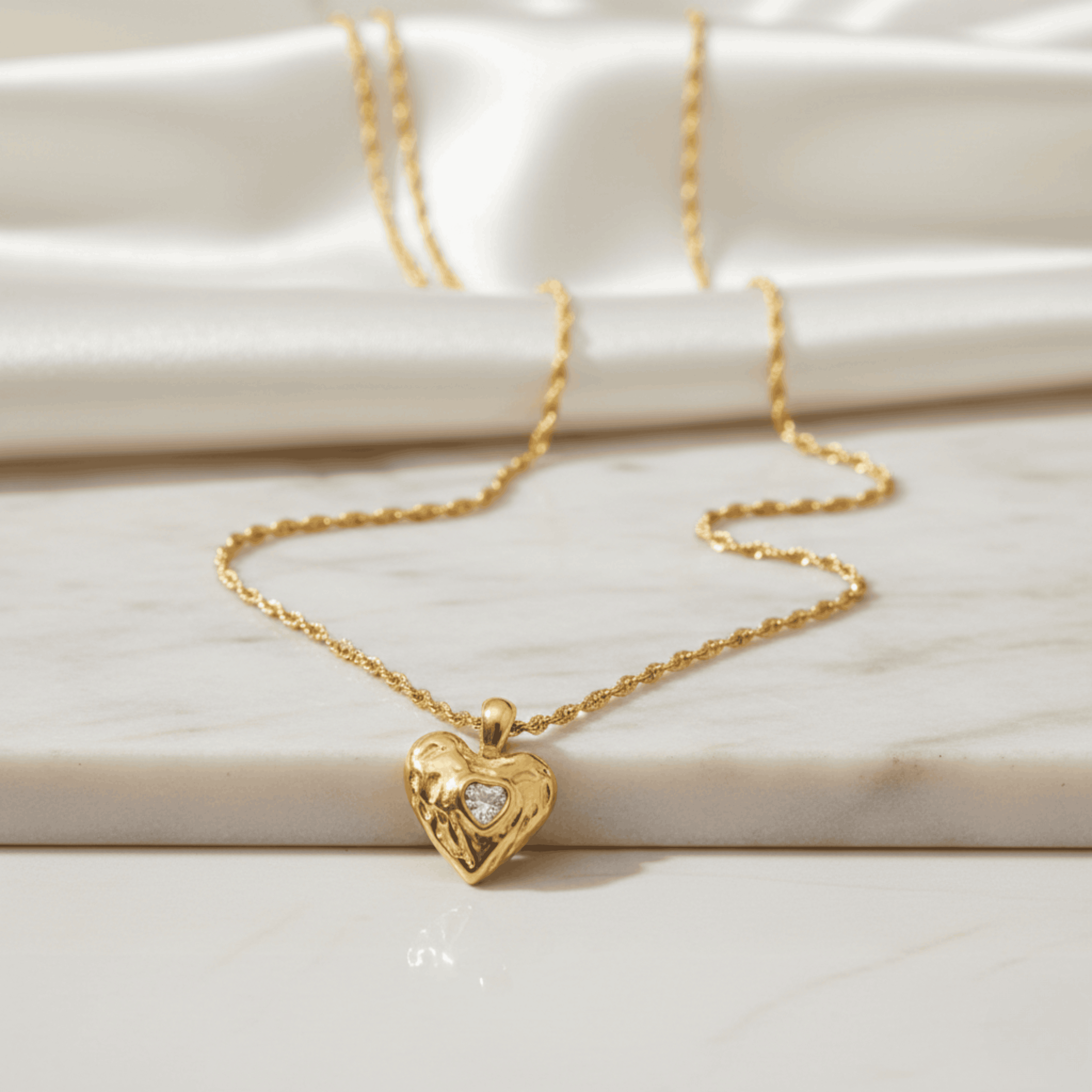Eternal Love Chain Necklace Seebora