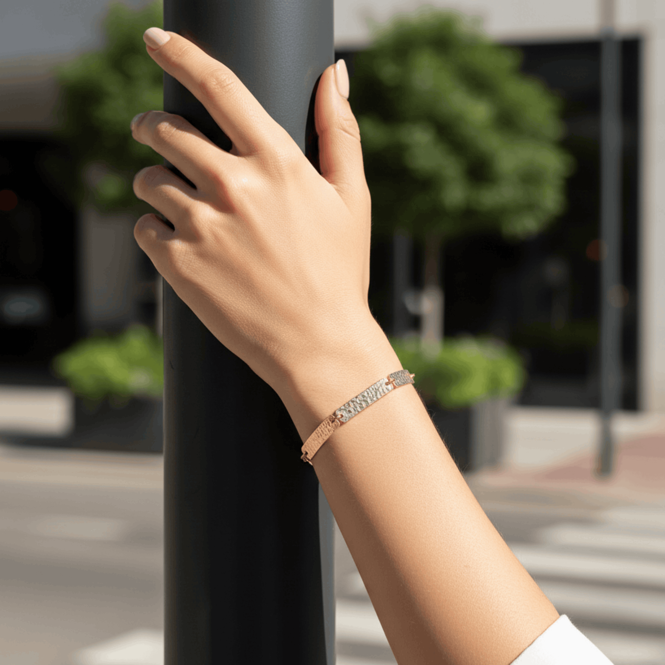 Gold Crush Bracelet | 18K Gold Plated Brass Bracelet Seebora