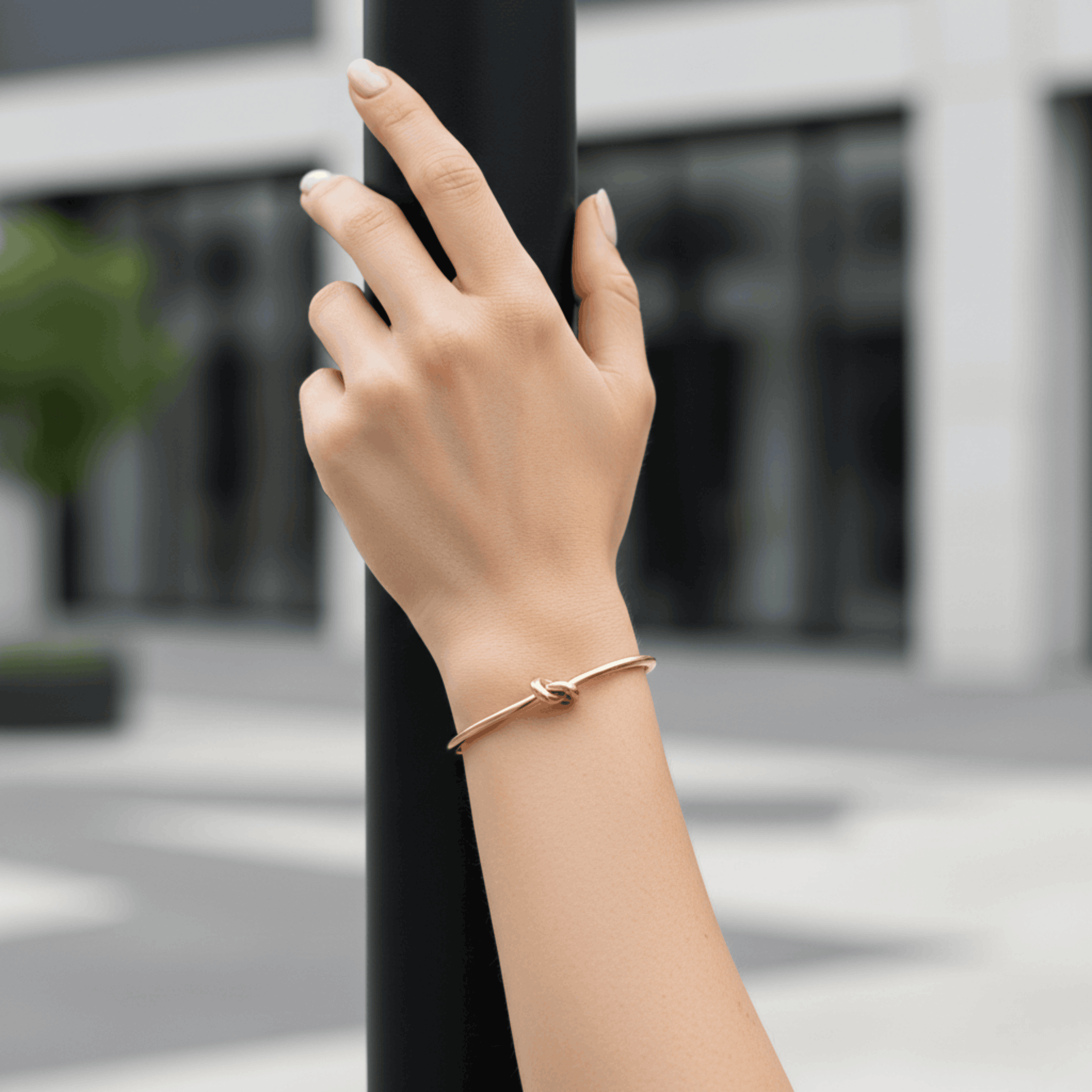 Knotty Gold Cuff Seebora