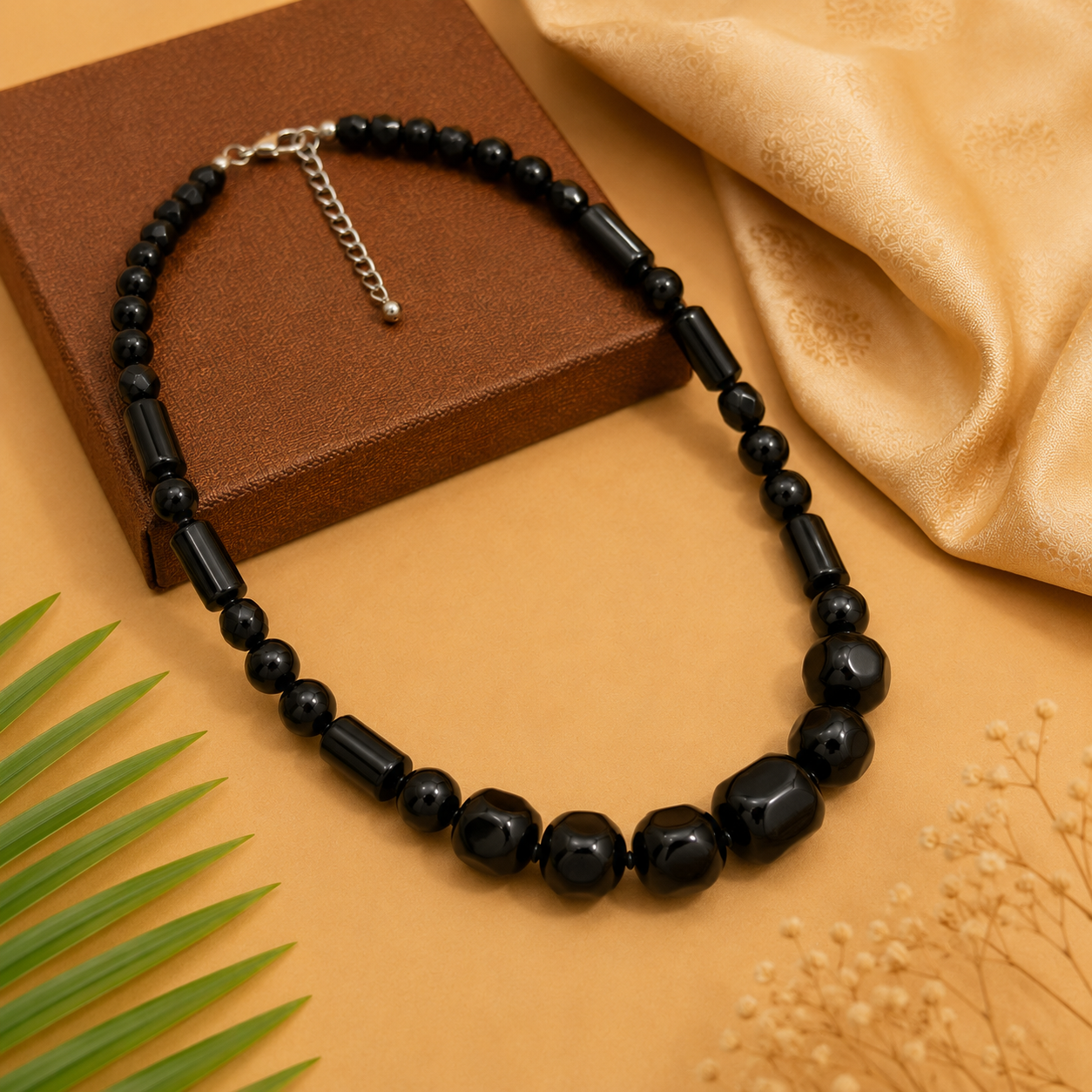 midnight pebble necklace