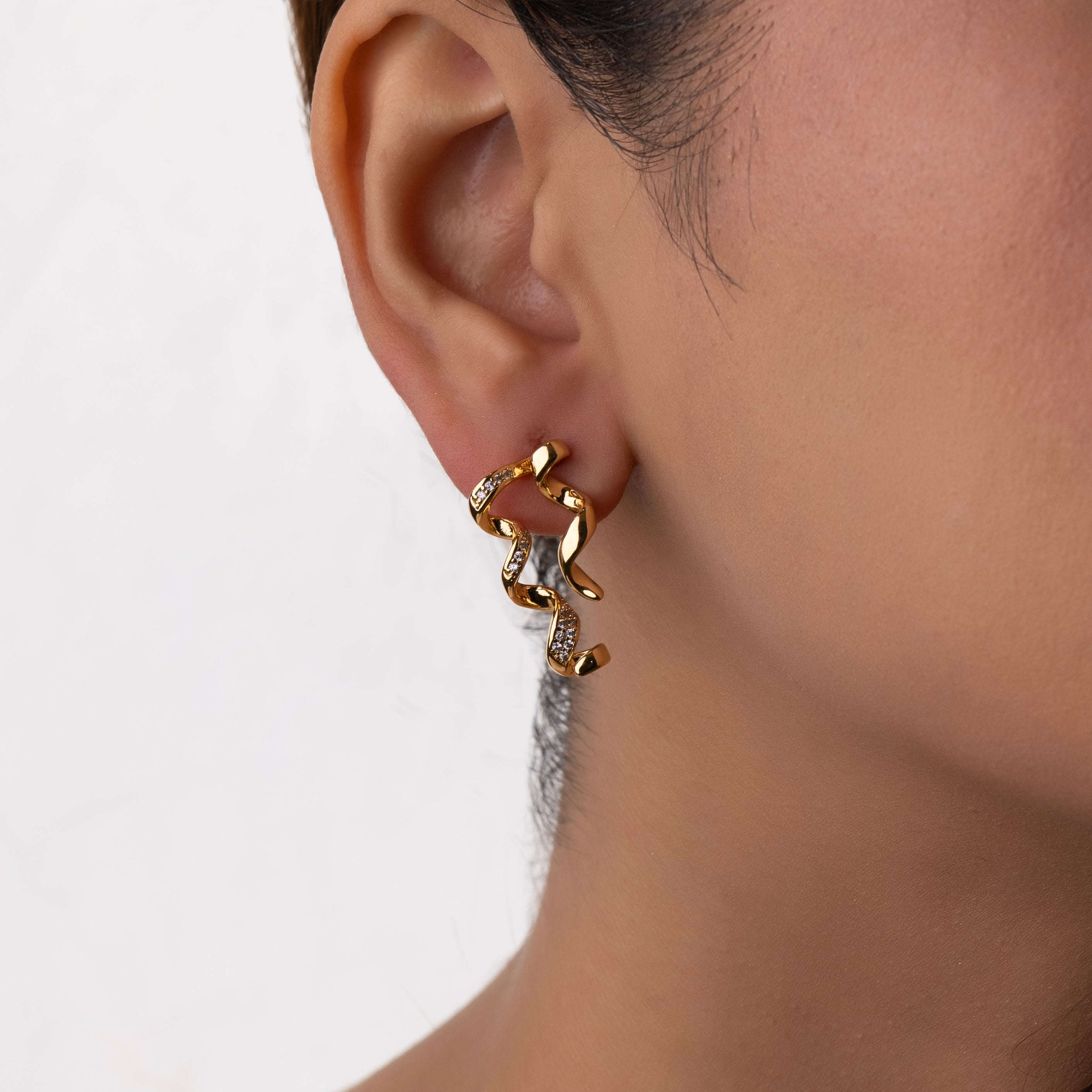 Minimalist Luxe Gold Earrings for Women Seebora
