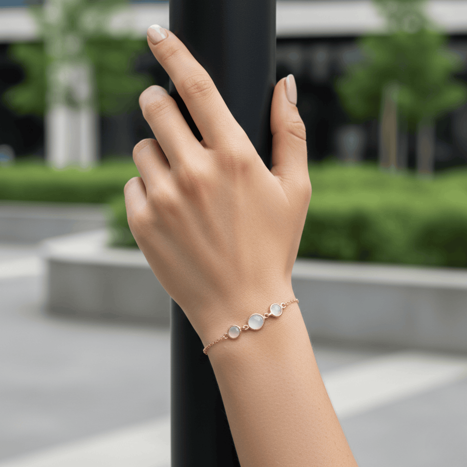 Rainbow Moonstone Bracelet – 14K Gold Plated 925 Sterling Silver Seebora