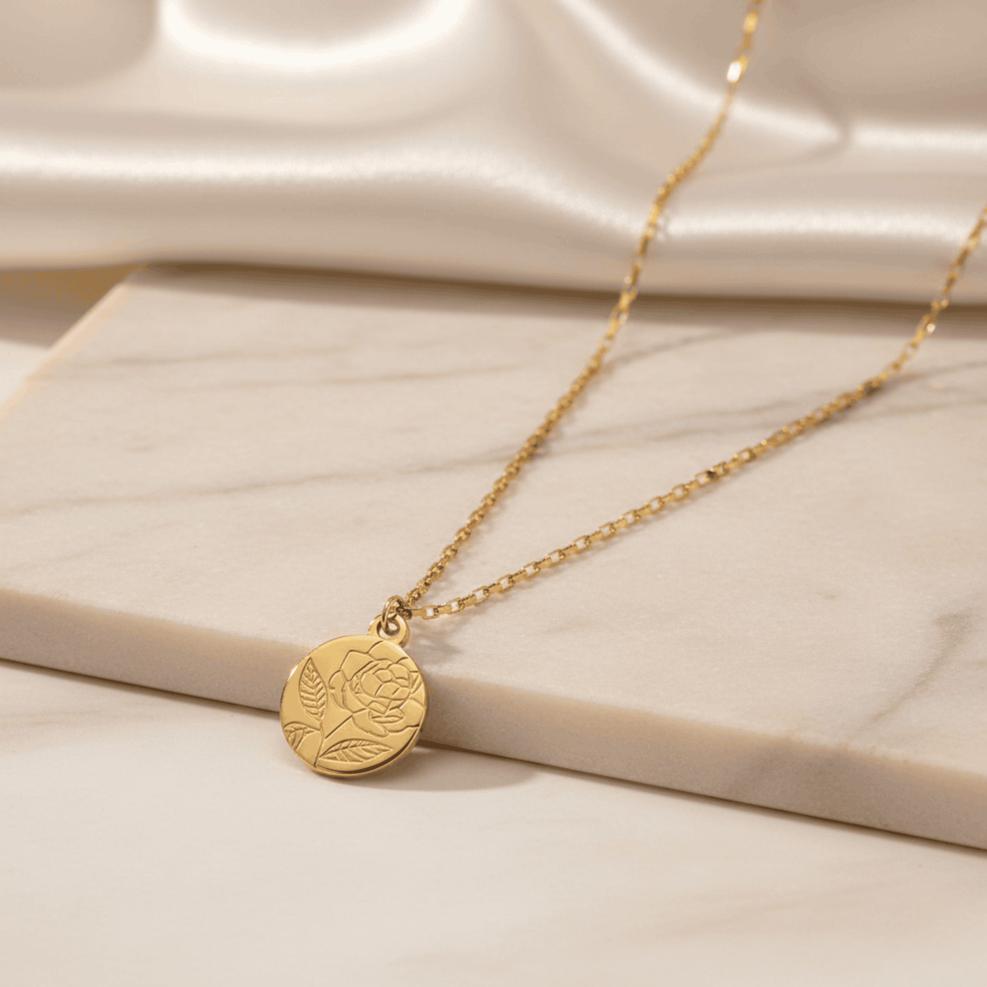Rose Medallion Chain Seebora