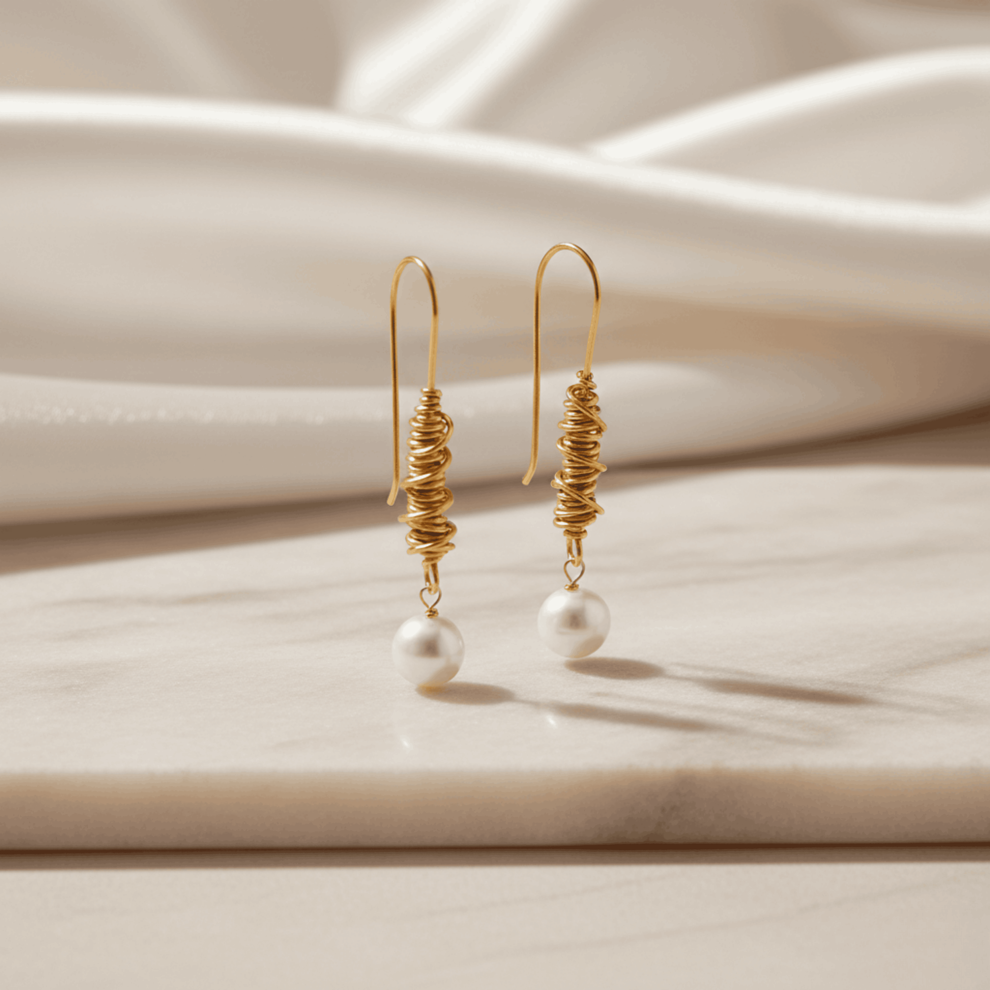 Swirl Pearl Earrings | Freshwater Pearl & 18K Gold Plated Seebora