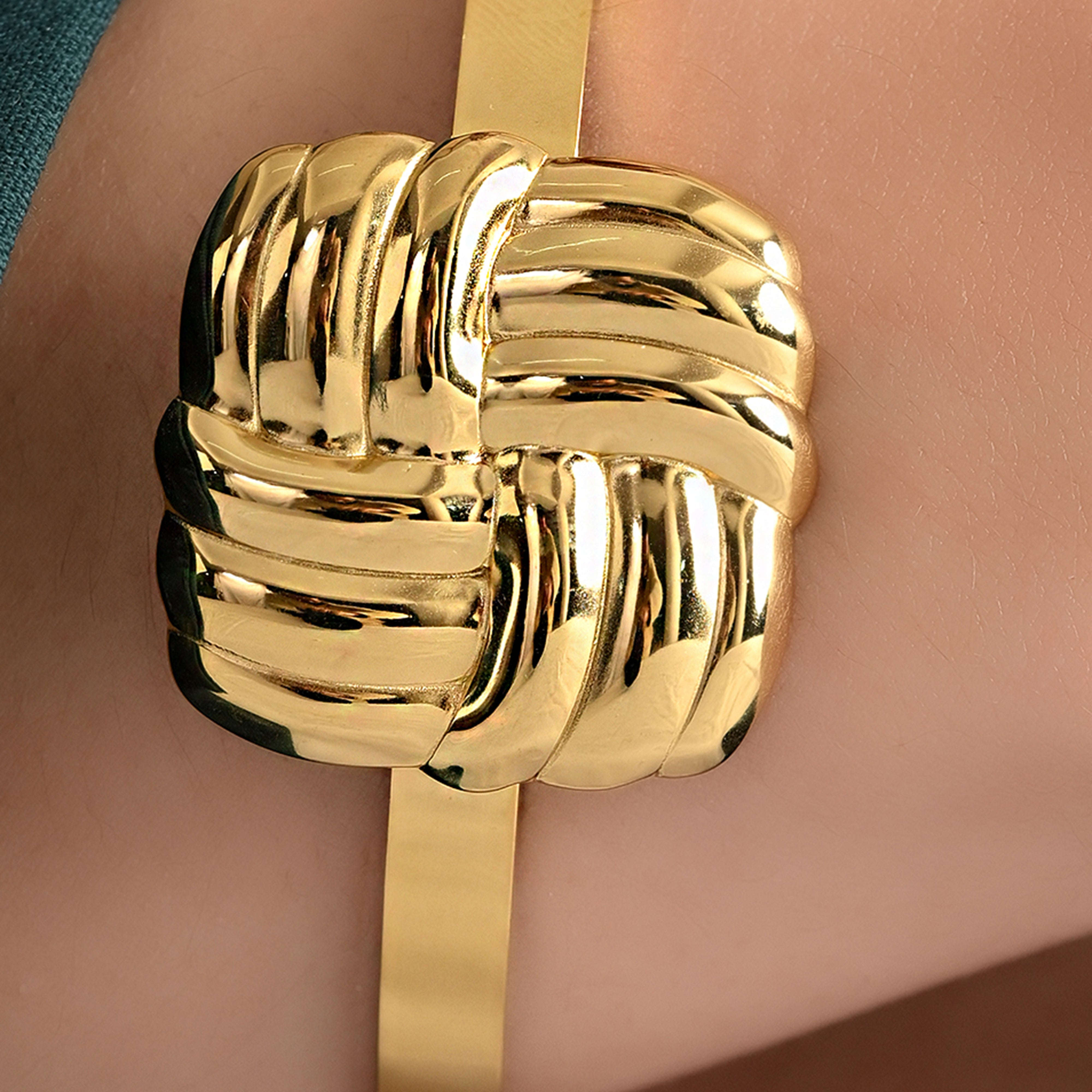 Unity Knot Cuff Bracelet | 24K Gold Plated & Anti-Tarnish Seebora